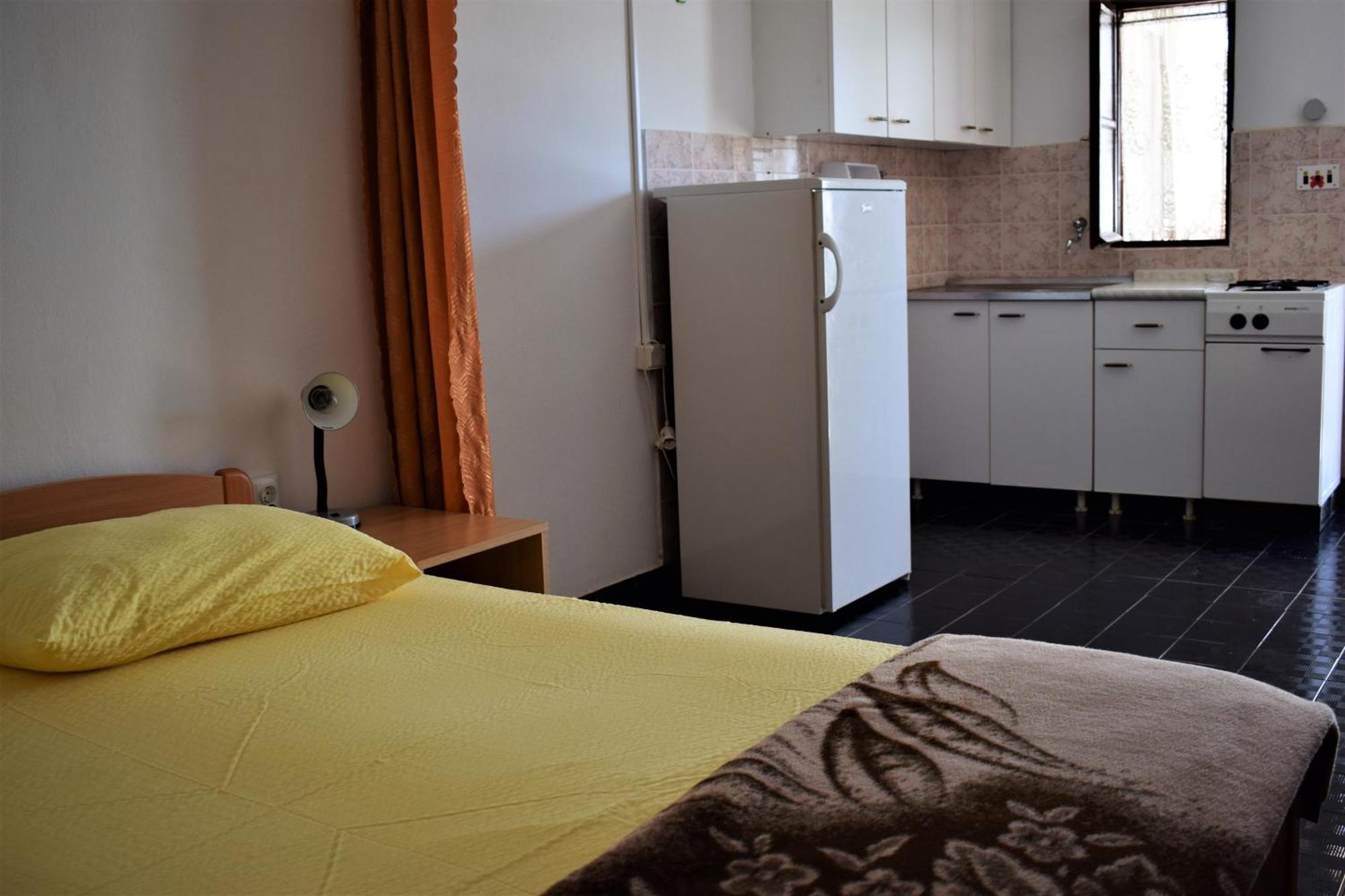 Apartments By The Sea Kabli, Peljesac - 10225 Brijesta 客房 照片